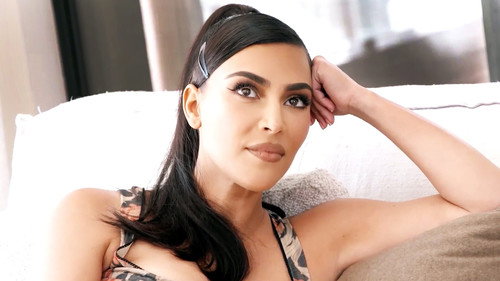 Keeping Up with the Kardashians Season 20 Episode 10 - Birthdays and Bad News