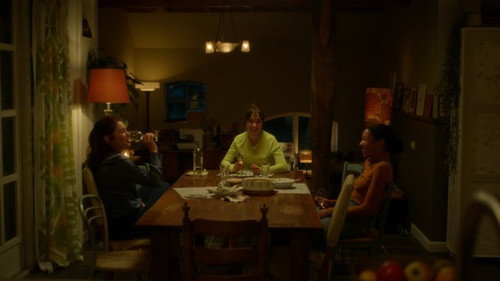 Zussen Season 1 Episode 7 - Episode 7