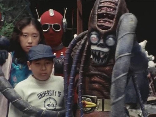 Kamen Rider Season 7 Episode 3 - Go! The Ends of the Earth, Dogma's Golden Village