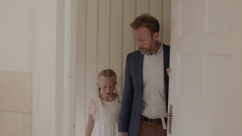 Helt perfekt Season 8 Episode 8 - Birds of a feather flock together