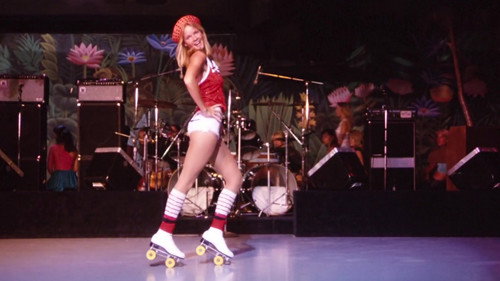 CHiPs Season 3 Episode 2 - Roller Disco (2)