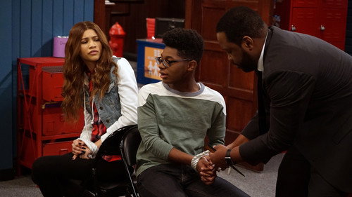 K.C. Undercover Season 2 Episode 18 - In Too Deep (2)