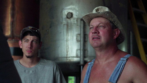 Moonshiners Season 7 Episode 1 - Snake Bitten