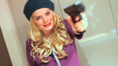 Very Mary-Kate Season 1 Episode 19 - Gun