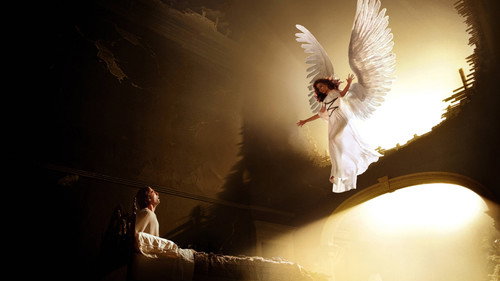 Angels in America Season 1 Episode 3 - Millennium Approaches: The Messenger