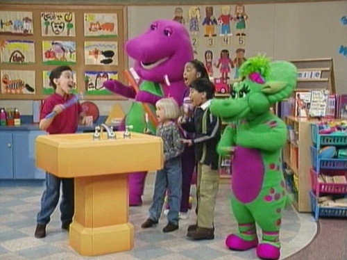 Barney & Friends Season 6 Episode 12 - Brushing Up on Teeth