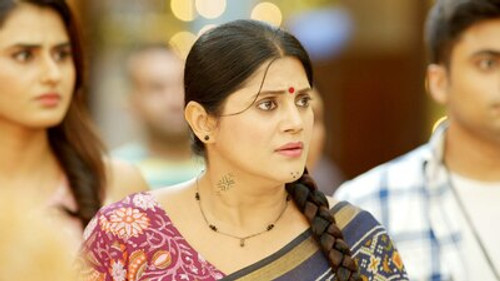 Police Arrive To Arrest Pushpa still