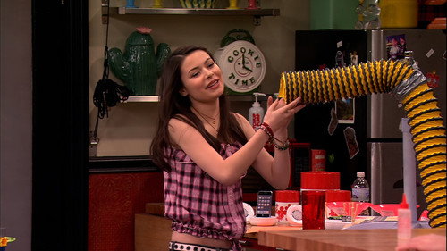 iCarly Season 3 Episode 20 - iBeat the Heat