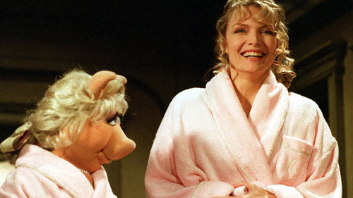 Muppets Tonight Season 1 Episode 1 - Michelle Pfeiffer