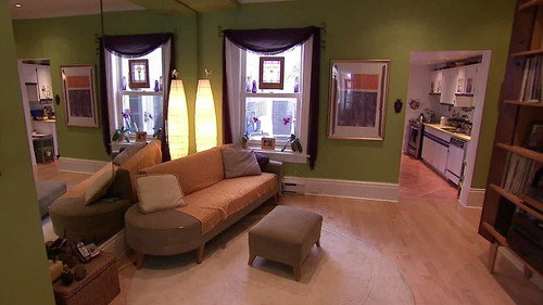 Love It or List It Season 1 Episode 1 - No Way to Go But Up