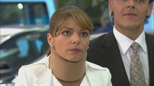 Hasta que el dinero nos separe Season 1 Episode 18 - Stolen [Robo - Episode 18]