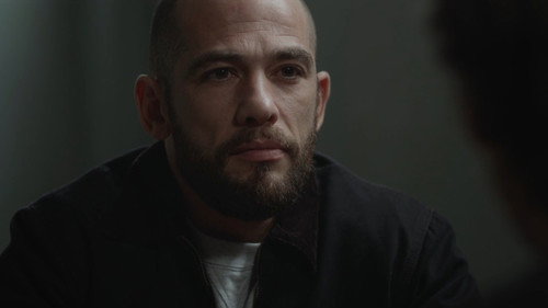 Episode 919 still