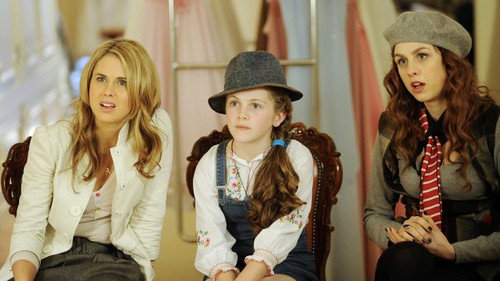 Go Girls Season 1 Episode 11 - Do The Right Thing