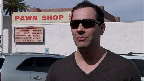 Pawn Stars Season 6 Episode 16 - Love Me Spender