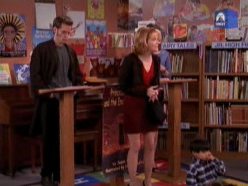 Caroline in the City Season 4 Episode 22 - Caroline and the Big Move