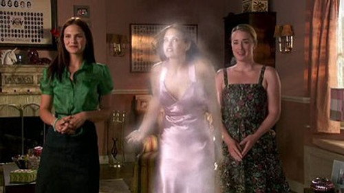 The Middleman Season 1 Episode 8 - The Ectoplasmic Panhellenic Investigation