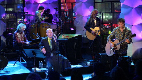 MTV Unplugged Season 12 Episode 1 - R.E.M. (2)