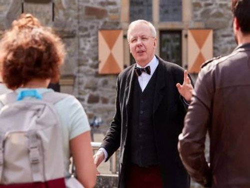 Episode 6 still