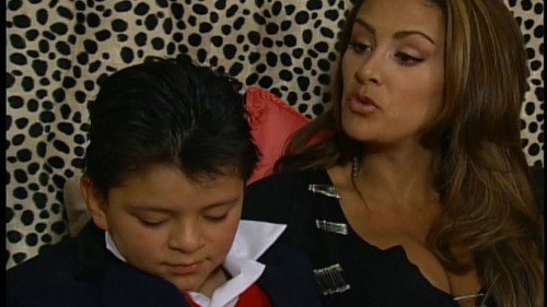 A la sombra de su fama still