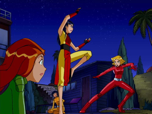Totally Spies! Season 3 Episode 11 - Power Yoga Much?