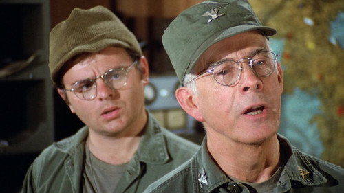 M*A*S*H Season 6 Episode 1 - Fade Out, Fade In