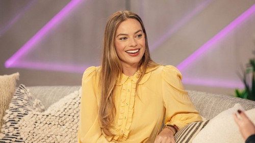 Margot Robbie, Diego Calva, Ingrid Andress still