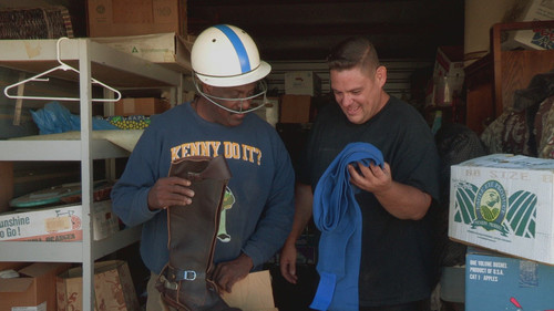 Storage Wars Season 17 Episode 10 - Like Dollars for Chocolate