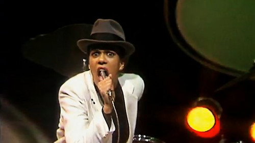 Top of the Pops Season 17 Episode 6 - Episode 6