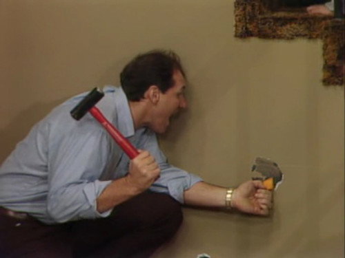 Married... with Children Season 2 Episode 15 - Build a Better Mousetrap