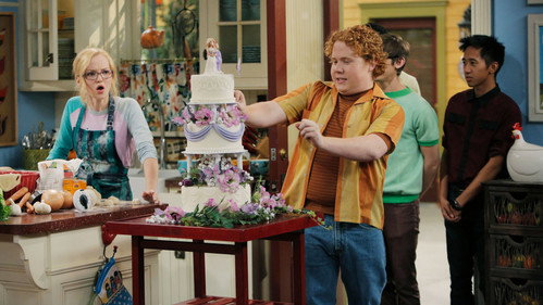 Liv and Maddie Season 2 Episode 16 - Cook-A-Rooney