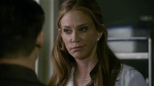 Law & Order: Special Victims Unit Season 11 Episode 19 - Conned