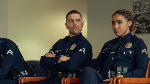 S.W.A.T. Exiles Season 1 Episode 4 - Get Clear