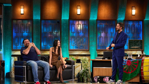 La Revuelta Season 1 Episode 18 - Hovik Keuchkerian and Milena Smit