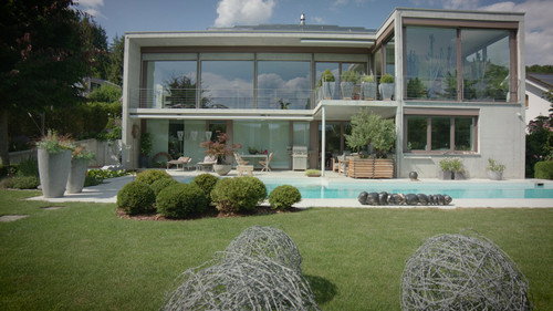 Hinter den Hecken Season 2 Episode 5 - A modern garden