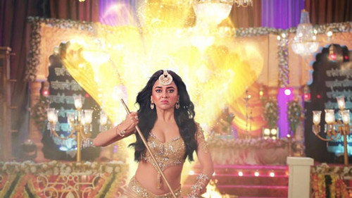 The Shesh Naagins Attack Jungasur still