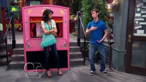 Wizards of Waverly Place Season 4 Episode 19 - Alex the Puppetmaster