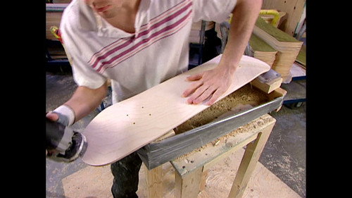 How It's Made Season 4 Episode 8 - Ceramic Tiles, Nuts, Steel Forgings, Skateboards