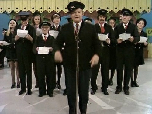 The Benny Hill Show Season 4 Episode 4 - The Dalton Abbott Railway Choir