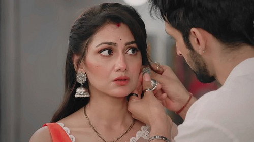 Virat's plan to apologise to Amruta still