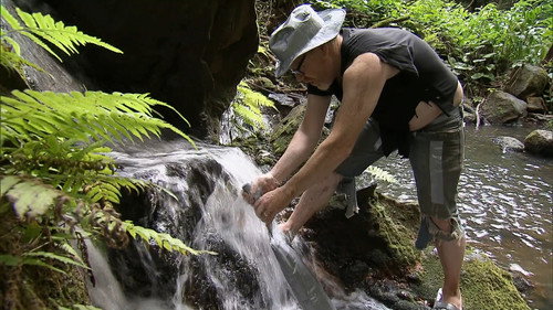 MythBusters Season 10 Episode 1 - Duct Tape Island