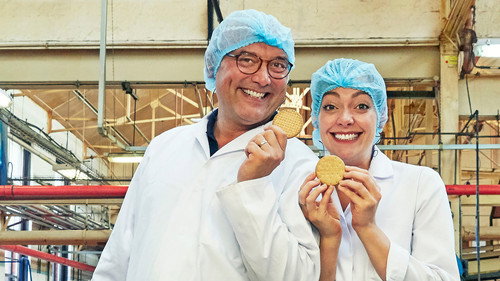 Inside the Factory Season 3 Episode 3 - Biscuits