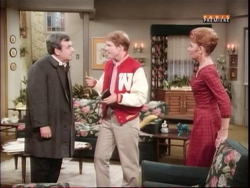 Happy Days Season 5 Episode 13 - Nose for News