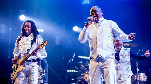 Glastonbury Season 20 Episode 21 - Earth, Wind & Fire