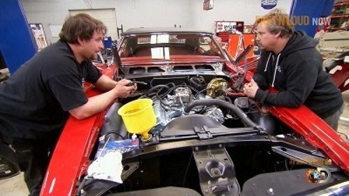 Fast N' Loud Season 5 Episode 6 - C10 Race Truck/Pikes Peak Pace Truck - Part 2