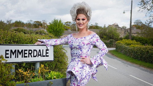 Episode 9073 (Wed 30th Jun 2021) still