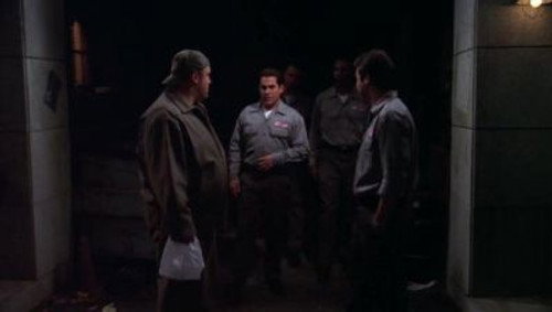 The King of Queens Season 8 Episode 22 - Fight Schlub