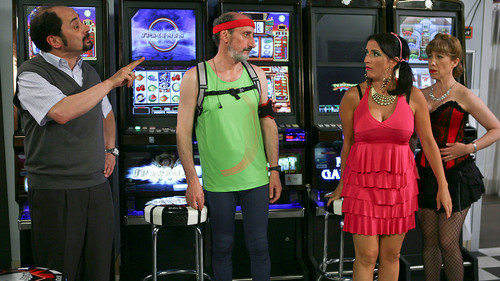 La que se avecina Season 6 Episode 9 - Un chino, un ruso y un homosexual en el trastero