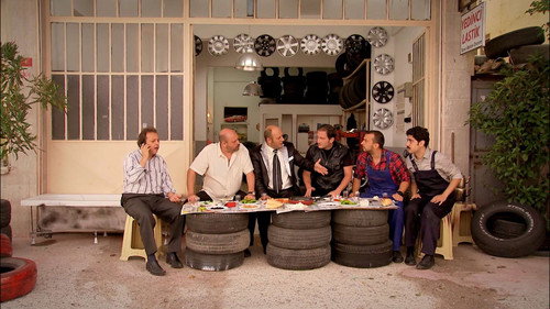 Leyla and Mecnun Season 3 Episode 4 - Seviyorum Be Abi!