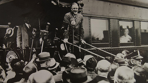 The Roosevelts: An Intimate History Season 1 Episode 5 - The Rising Road (1933-1939)