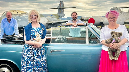Celebrity Antiques Road Trip Season 11 Episode 17 - Julie Tatchell and Amanda Middleditch